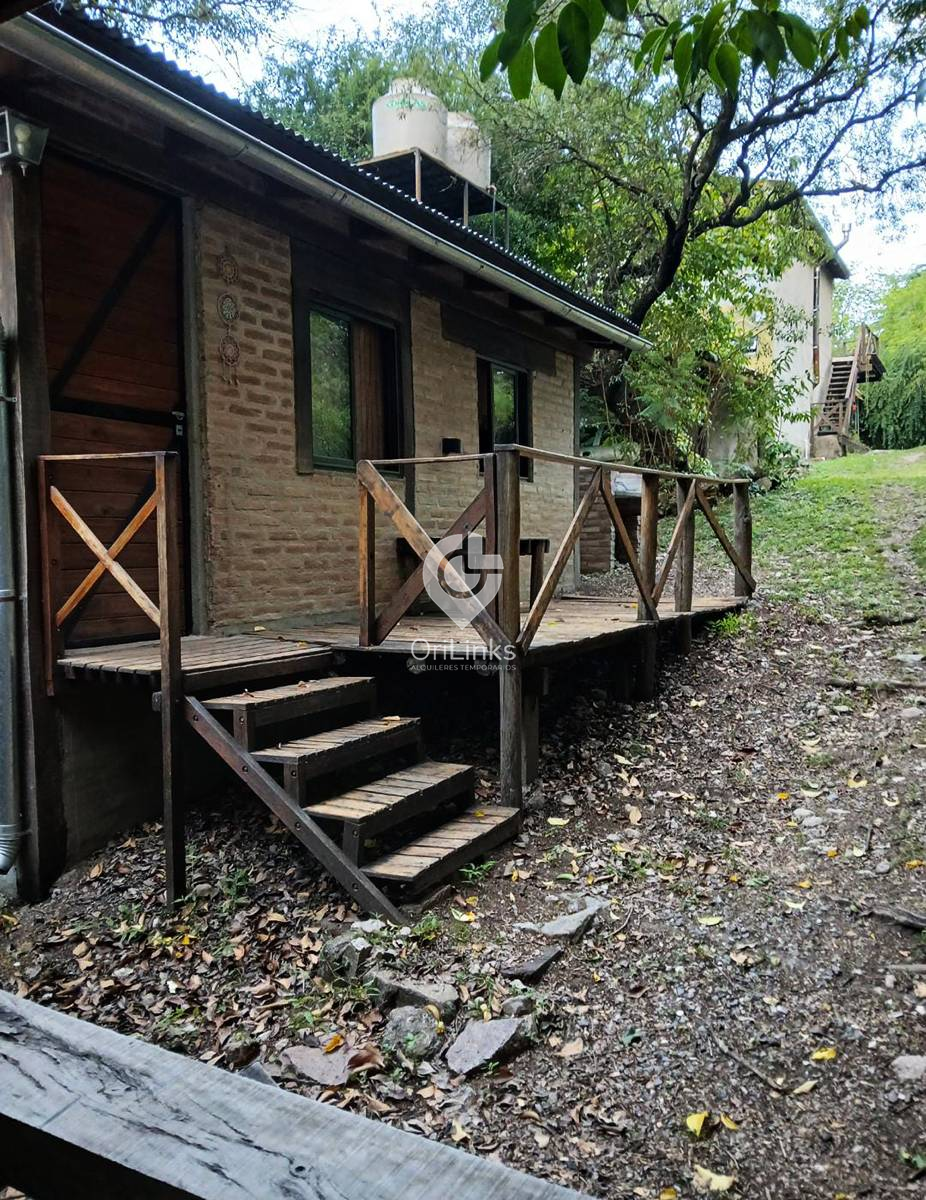 CABAÑA EQUIPADA PARA 2 LOS PLATANOS
